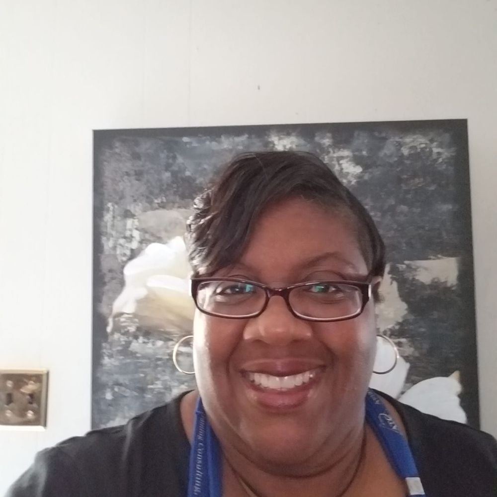 Meet your Posher, Cynthia